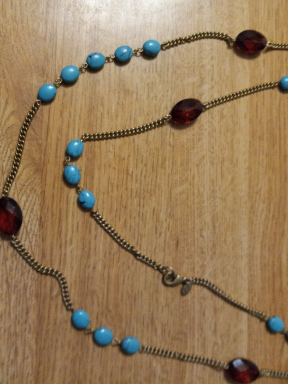 SIGN " AV " Long GOLD TONE NECKLACE w FACETED STONES & TURQUOISE or HOWLITE 35"